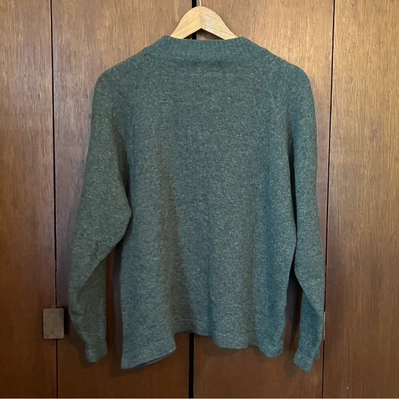 Pendleton 1/4 Zip Green Medium Pull Over. Sheep’s Wool, Acrylic and Cotton - Picture 2 of 3